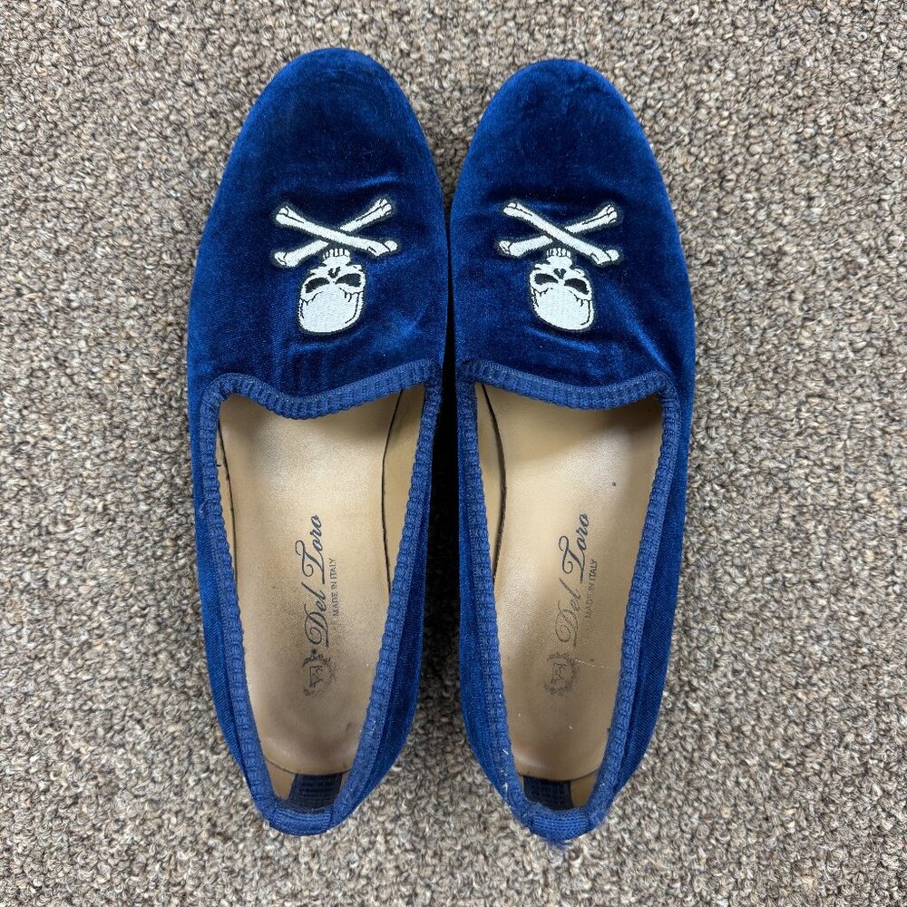 Del Toro Velvet Blue Skull & Crossbones Womens Loafer